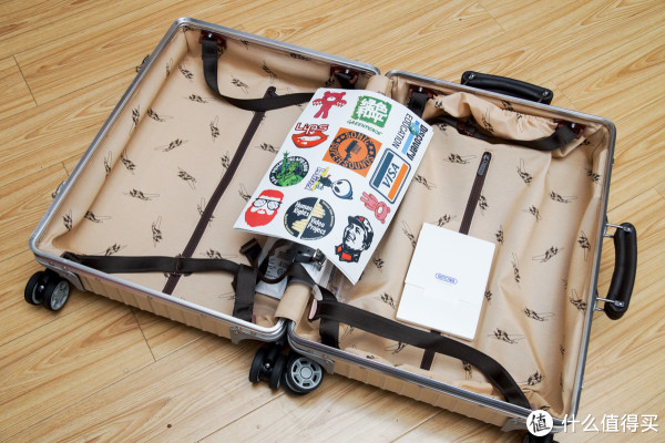 Rimowa日默瓦ClassicFlight974.52旅行箱_齿轮攻略崩坏图片