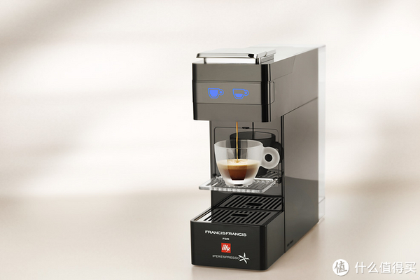 纯正的意式Iperespresso,illy 新款Y3 胶囊咖啡机