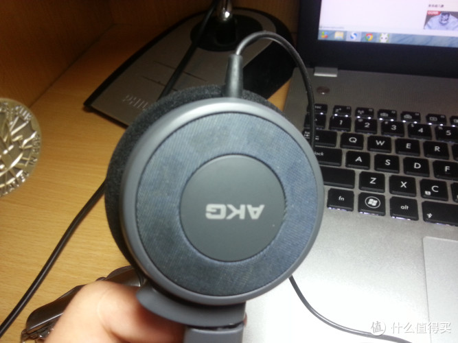 AKG 爱科技 K420 头戴式耳机 更换耳罩,满血复