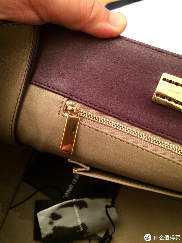 梅青根打折村血拼战果连连晒之一波Armani包