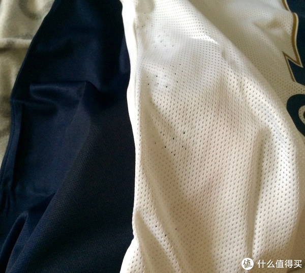 【Ici c'est Paris】大巴黎球衣球员版和球迷版简