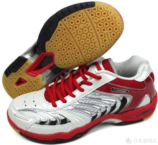 羽毛球鞋选购攻略 | 羽毛球鞋什么牌子好