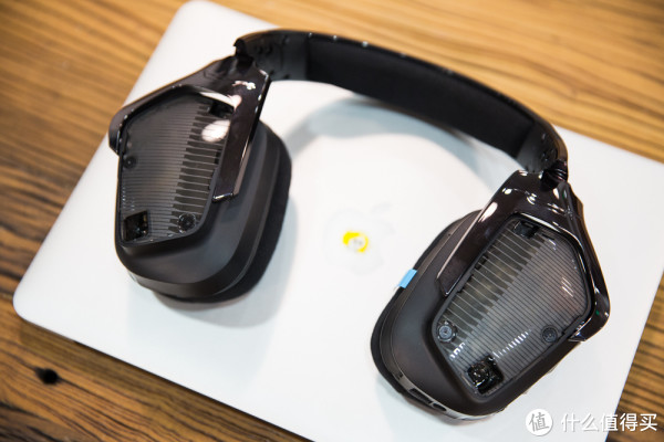 《到站秀》第15弹:Logitech 罗技 G633 RGB 7