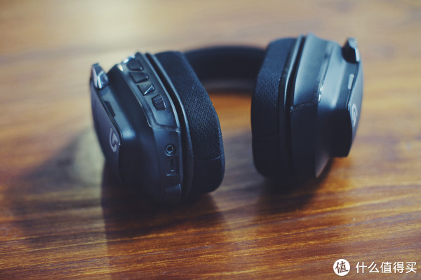 Logitech 罗技 G633 Artemis Spectrum RGB 7.