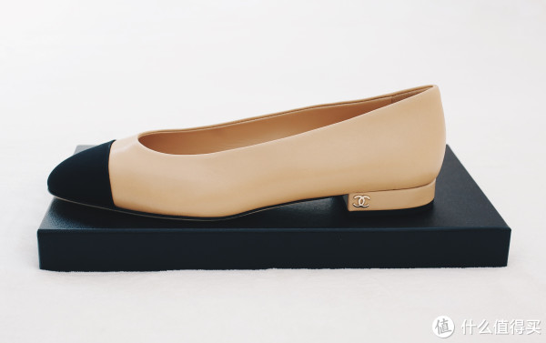 #情人节送心动# 没中双色球,但我还是送了双 C