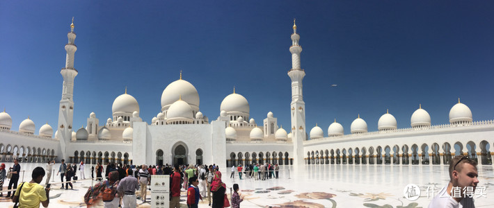 迪拜&阿布扎比游记 | 迪拜租车驾照信息_法拉