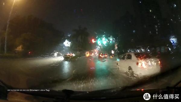 雨季开车看不清?老司机真空无打底分享6种「雨敌」购买使用指南