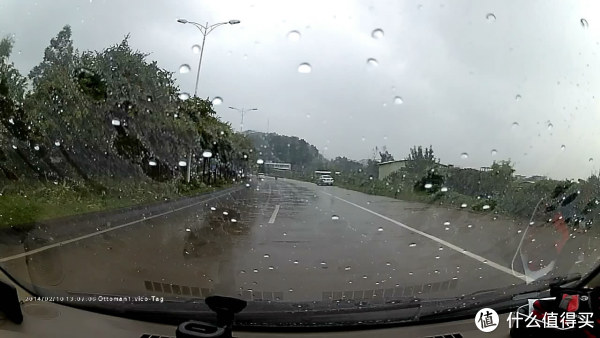 雨季开车看不清?老司机真空无打底分享6种「雨敌」购买使用指南