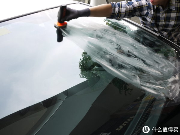 雨季开车看不清?老司机真空无打底分享6种「雨敌」购买使用指南