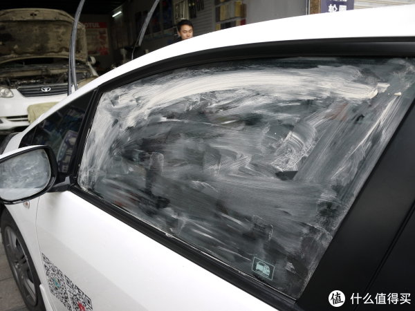 雨季开车看不清?老司机真空无打底分享6种「雨敌」购买使用指南