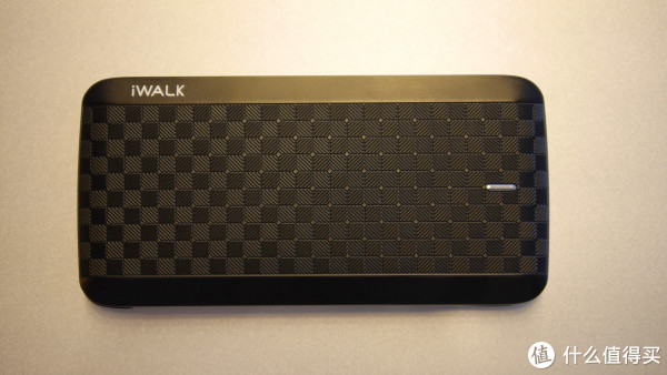 Less is More——iWalk 魔蝎8000 自带充电线 移动电源 简评