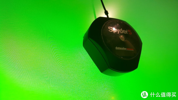 参数漂亮颜值高, 画质过关功能少--联想ThinkV