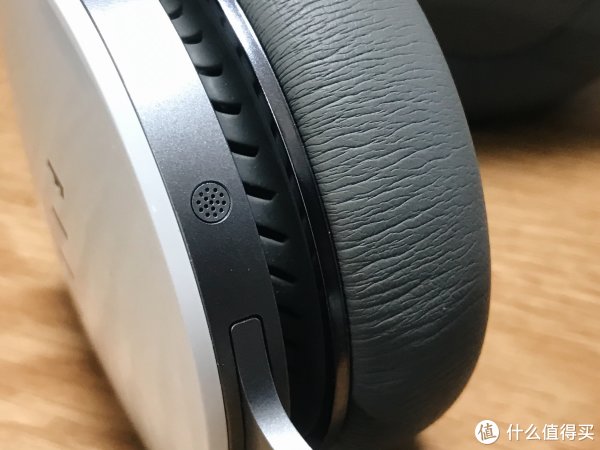 中取静哪家强?--QC35\/B&O H8\/Sony 1000X\/F