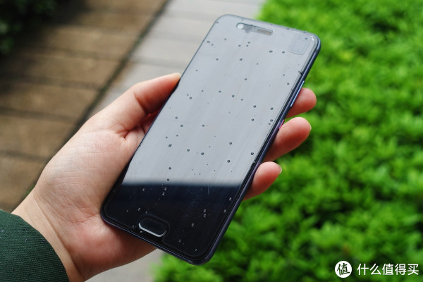 买信仰还是性价?华为P10、荣耀V9对比测评,附