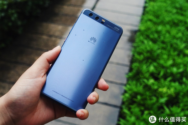 买信仰还是性价?华为P10、荣耀V9对比测评,附