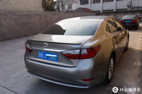雷克萨斯es200图片钛银色 591d5bc7f35788788.jpg_e600.jpg