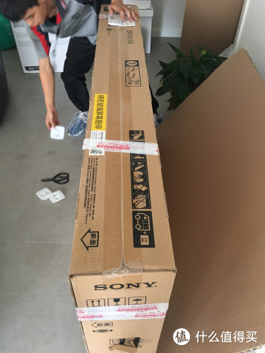 购买 SONY 索尼 8500e 65寸电视机 安装上墙的