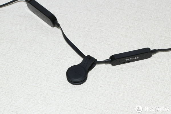 #本站首晒#几百块的法国老牌Hi-Fi厂蓝牙耳机